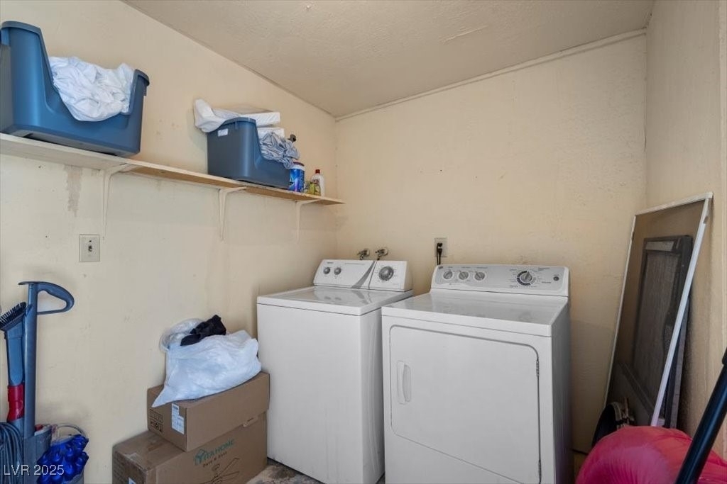3618 Redwood Street - Photo 36