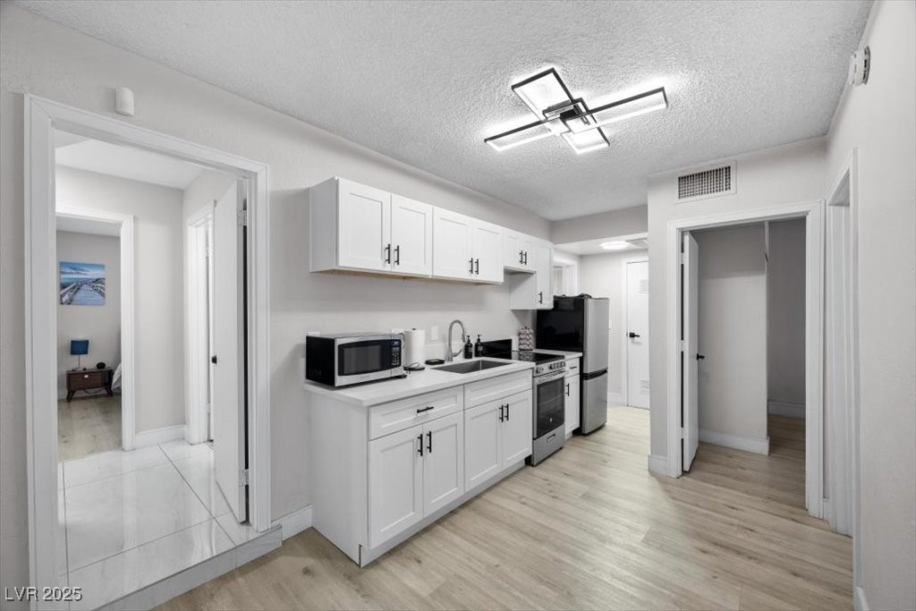 3618 Redwood Street - Photo 14
