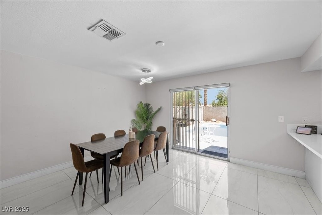3618 Redwood Street - Photo 9