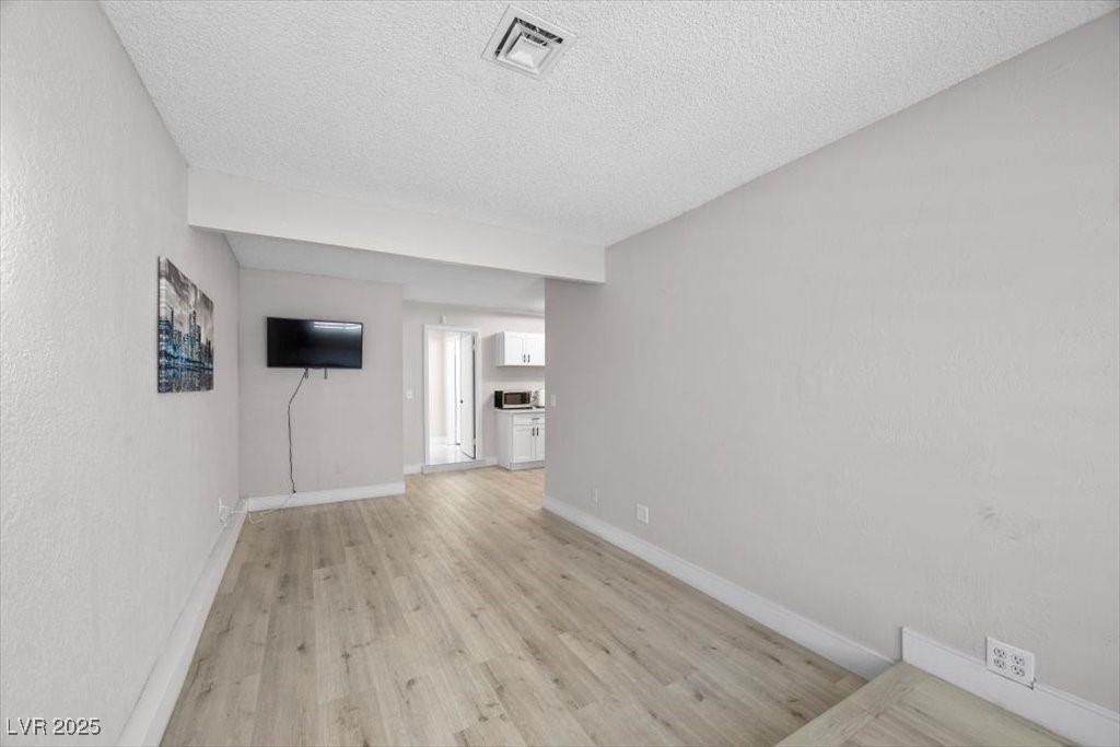 3618 Redwood Street - Photo 16