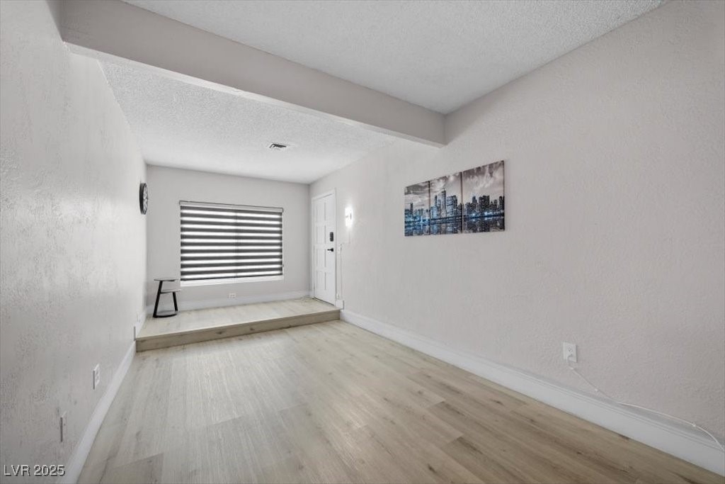 3618 Redwood Street - Photo 17