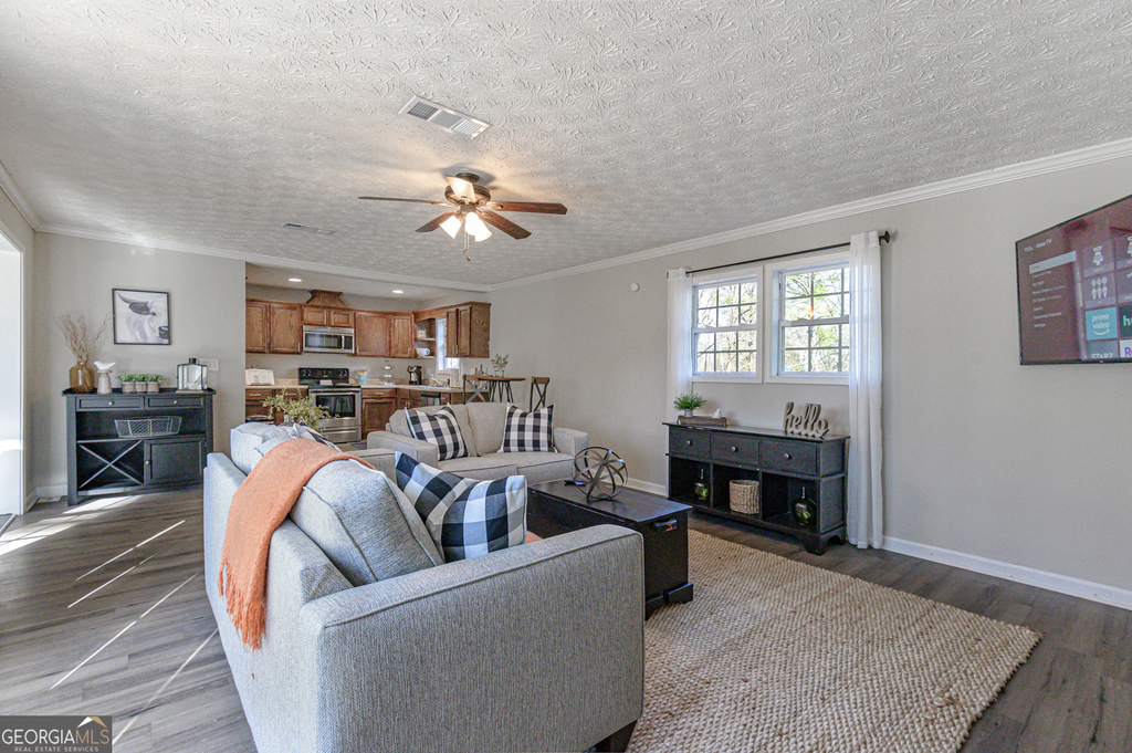 196 Etowah Drive - Photo 0
