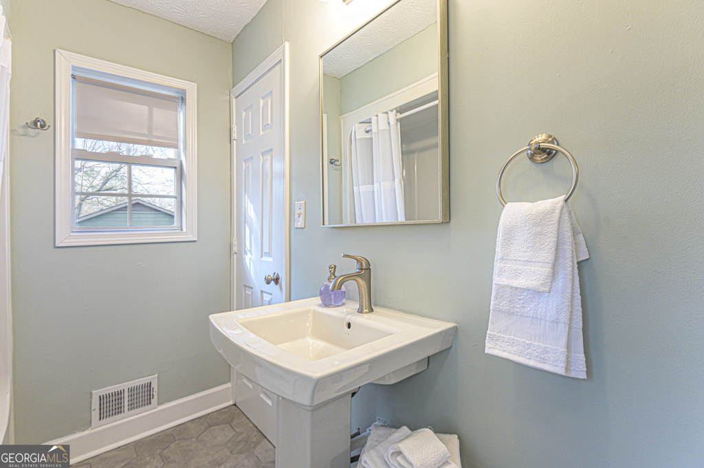 196 Etowah Drive - Photo 23