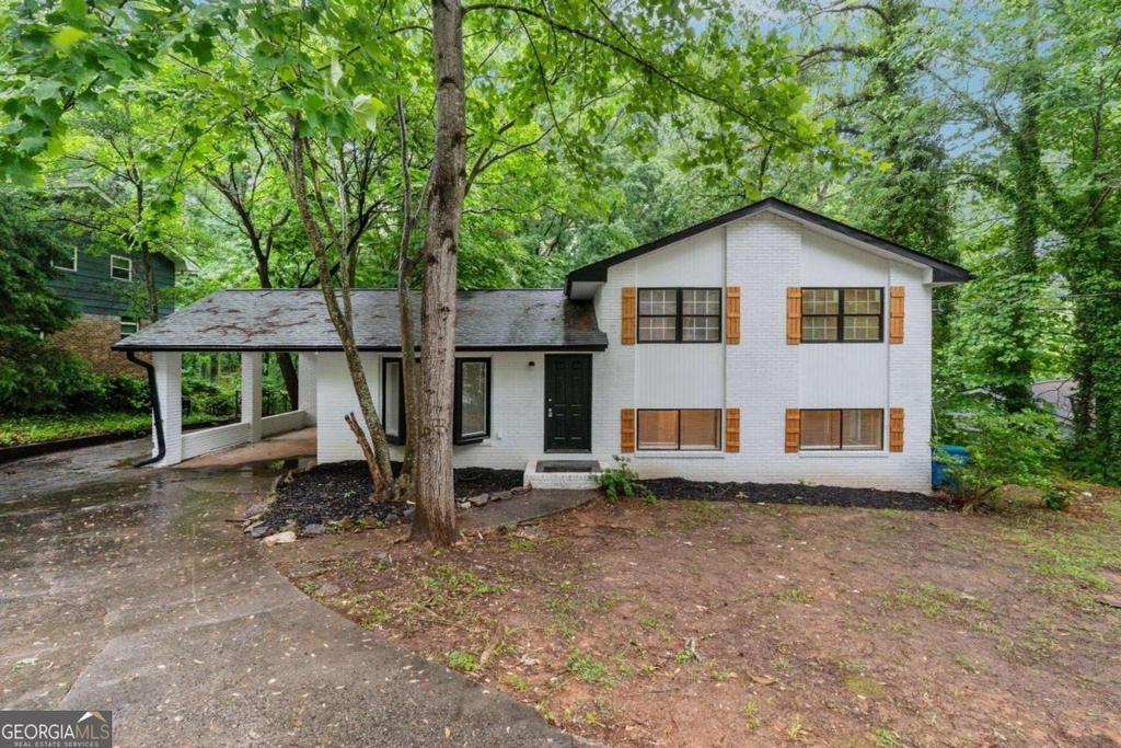 5786 Deerfield Trail - Photo 1