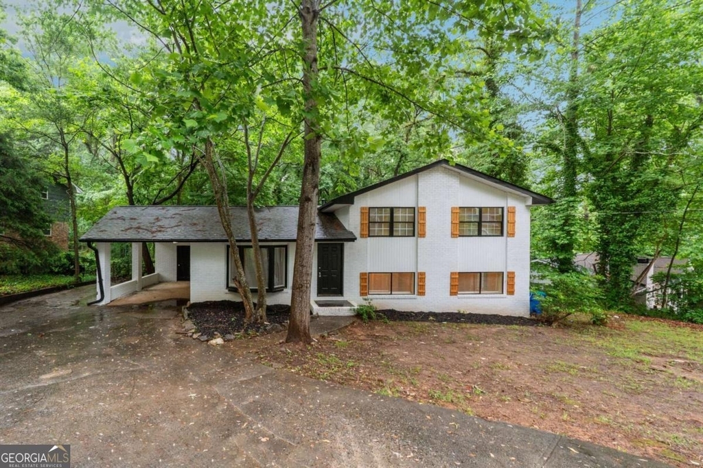 5786 Deerfield Trail - Photo 0
