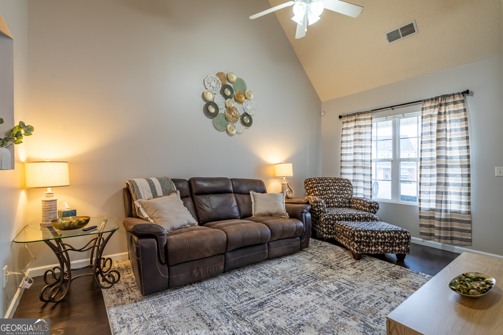 106 Middlebrook Drive - Photo 4