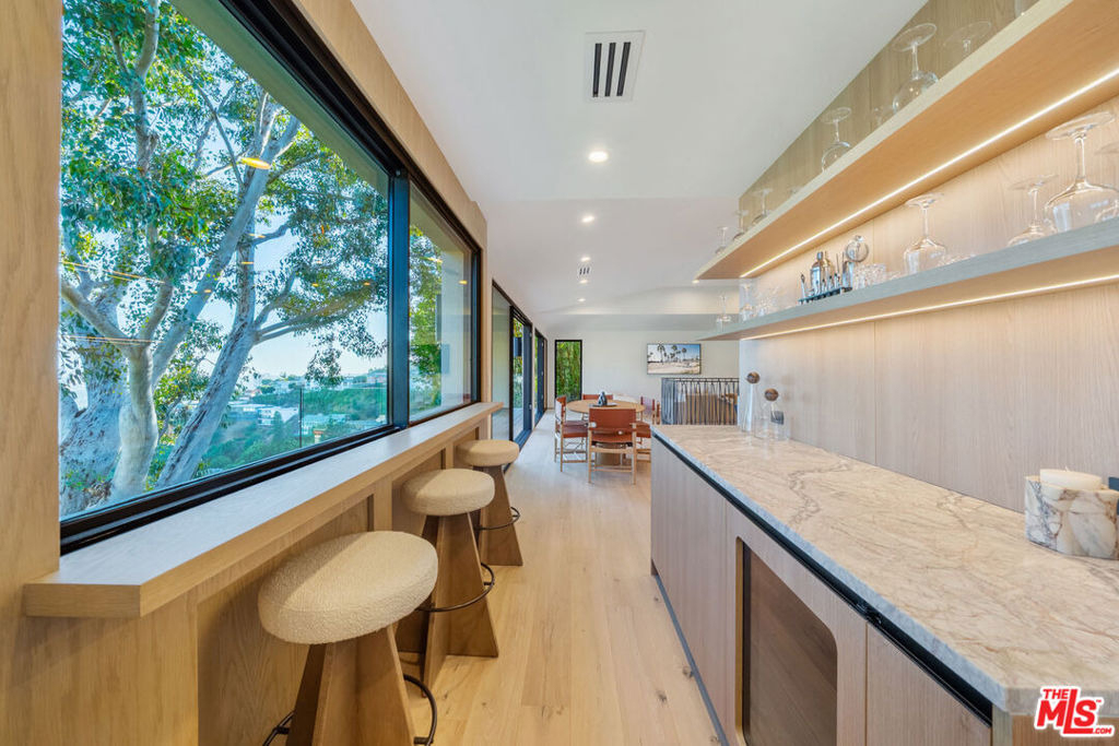 8800 Hollywood Boulevard - Photo 31