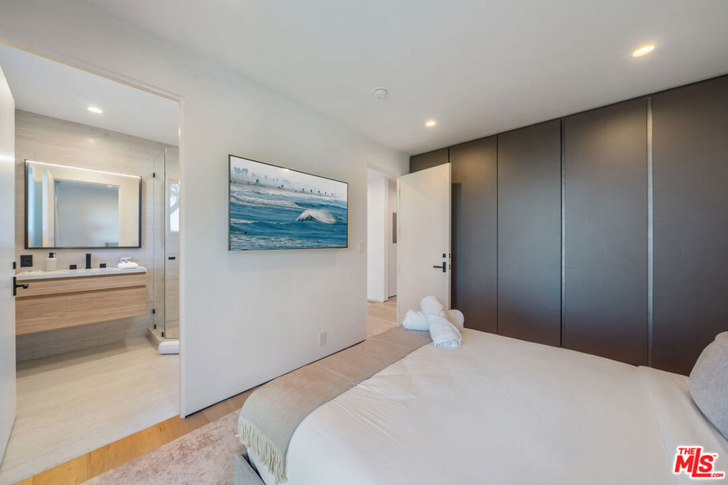 8800 Hollywood Boulevard - Photo 45