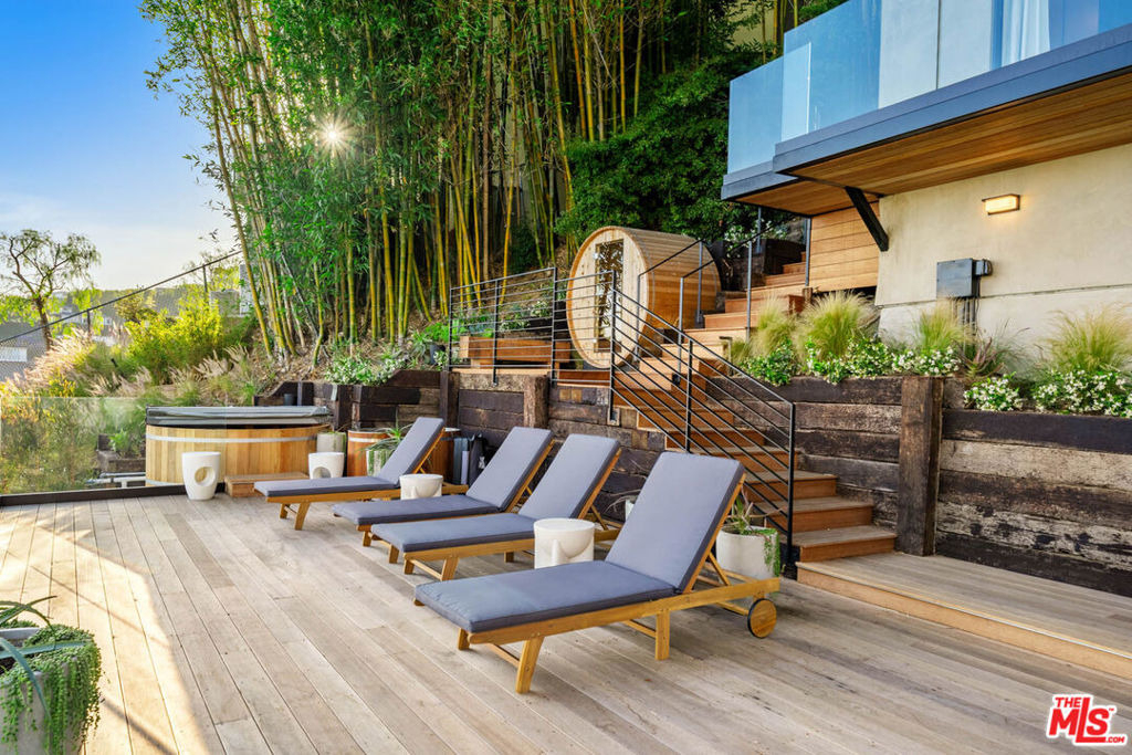 8800 Hollywood Boulevard - Photo 59