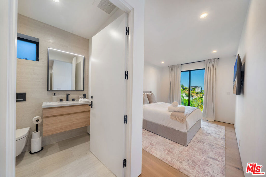 8800 Hollywood Boulevard - Photo 48