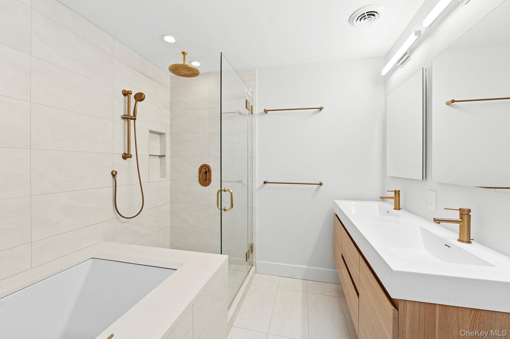 2723 Deerfield Road - Photo 13