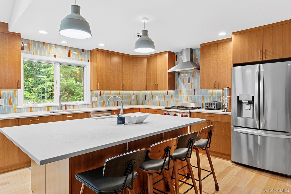 2723 Deerfield Road - Photo 6