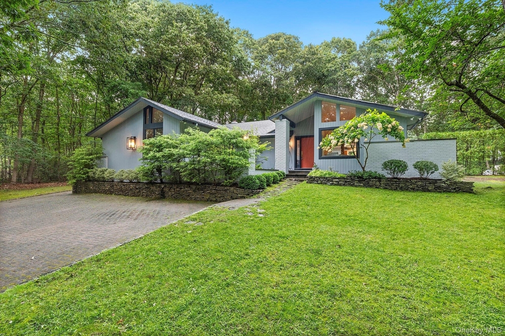 2723 Deerfield Road - Photo 0