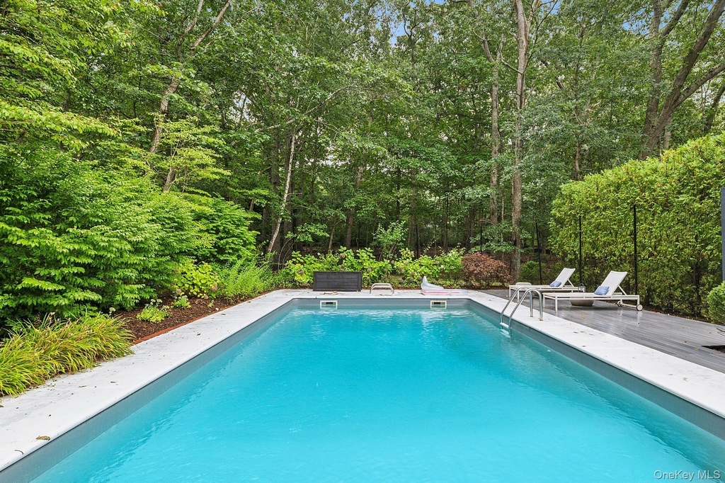 2723 Deerfield Road - Photo 2