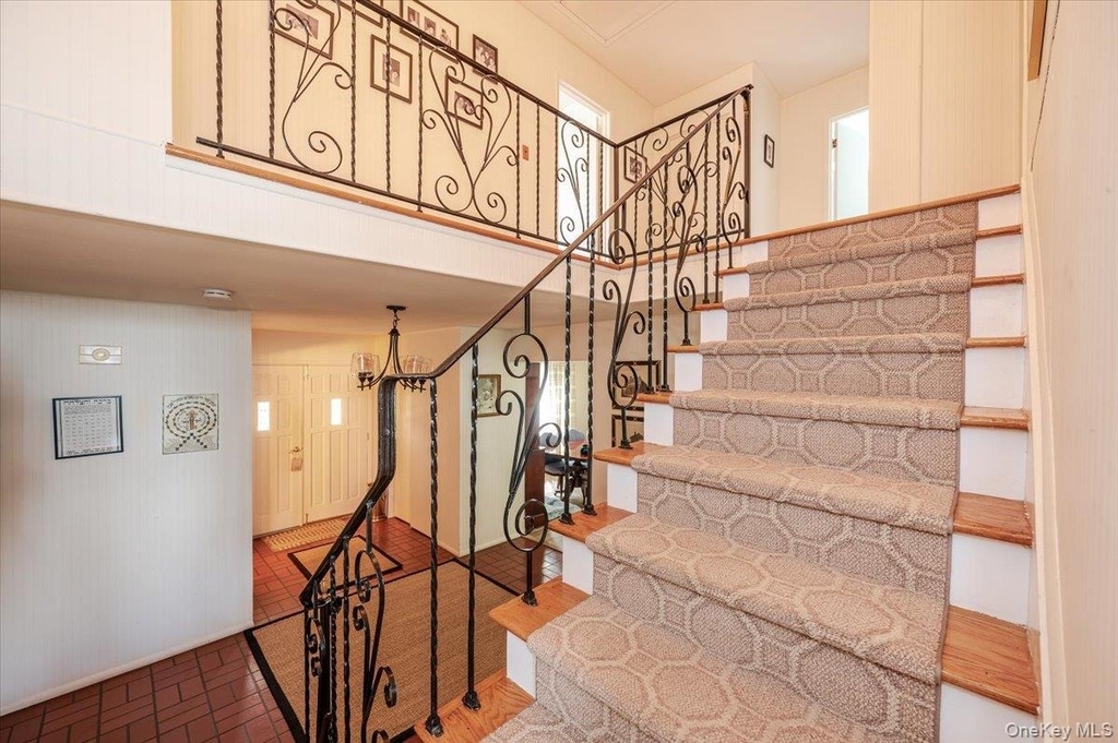 77 Tioga Avenue - Photo 11