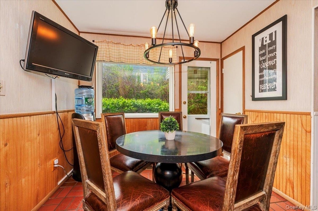 77 Tioga Avenue - Photo 9