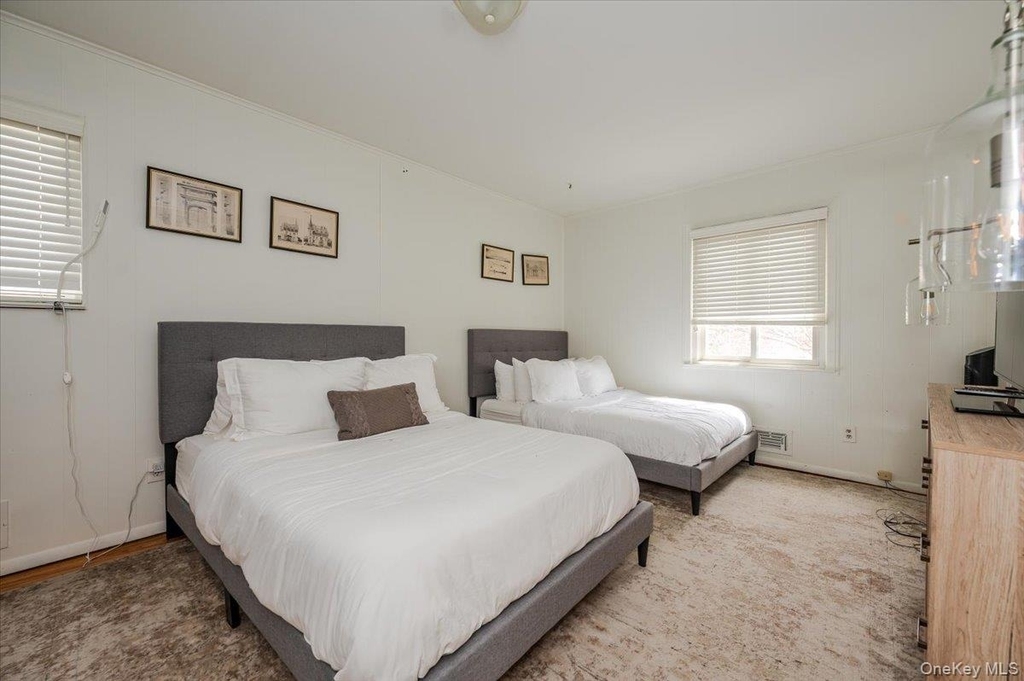 77 Tioga Avenue - Photo 14