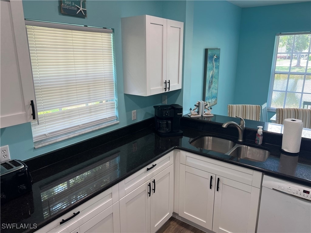 9320 Water Lily Court - Photo 10