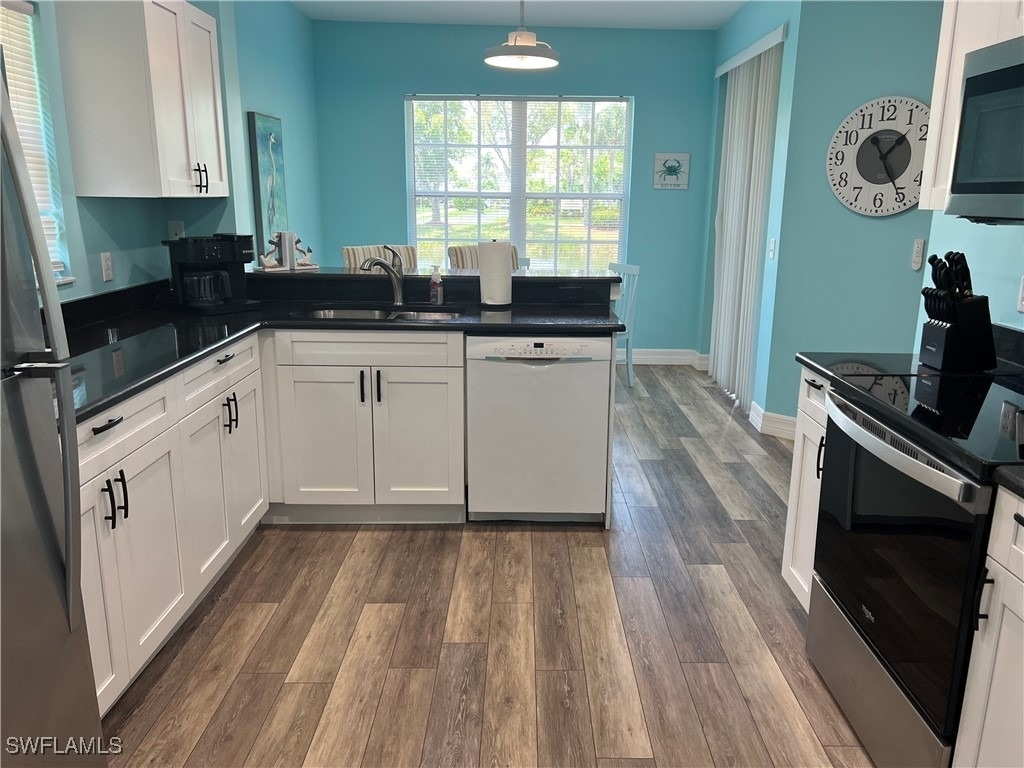 9320 Water Lily Court - Photo 6