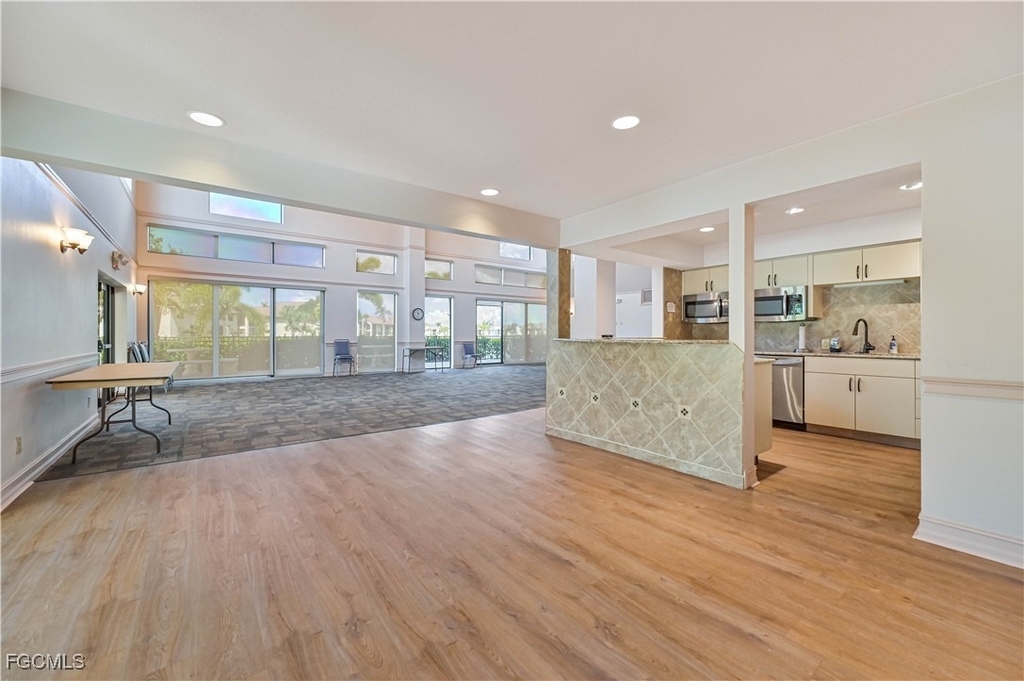 8366 Charter Club Circle - Photo 21