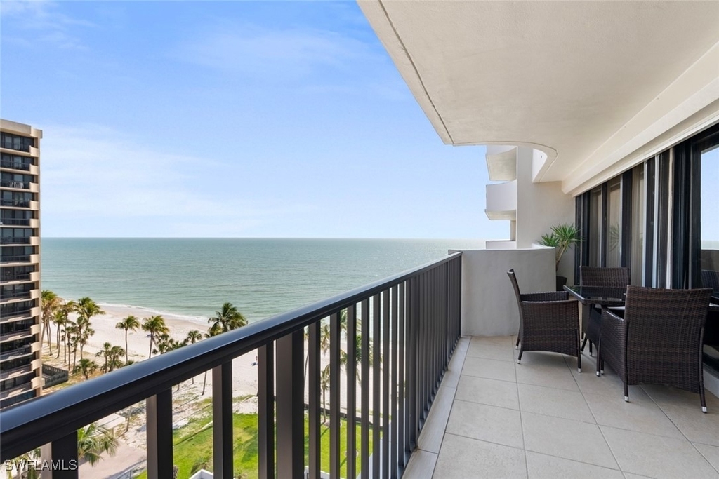 4005 Gulf Shore Boulevard N - Photo 9