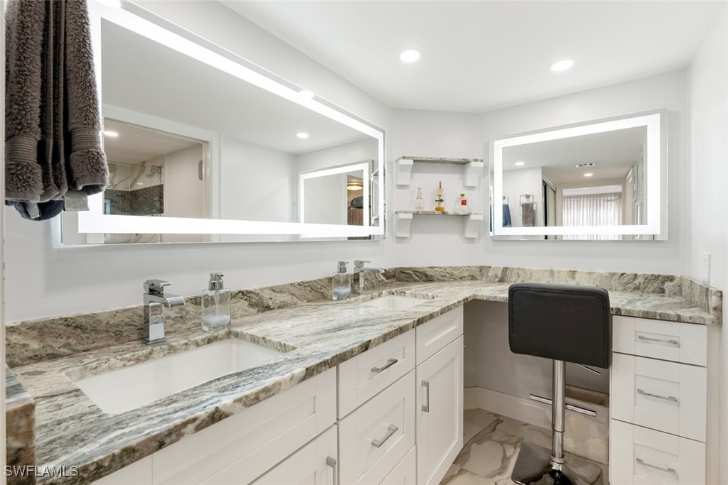 4005 Gulf Shore Boulevard N - Photo 14