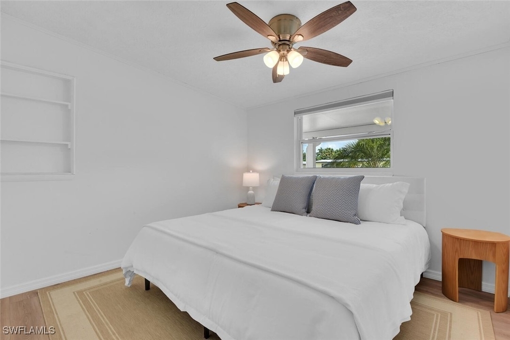 2048 Holiday Lane - Photo 12