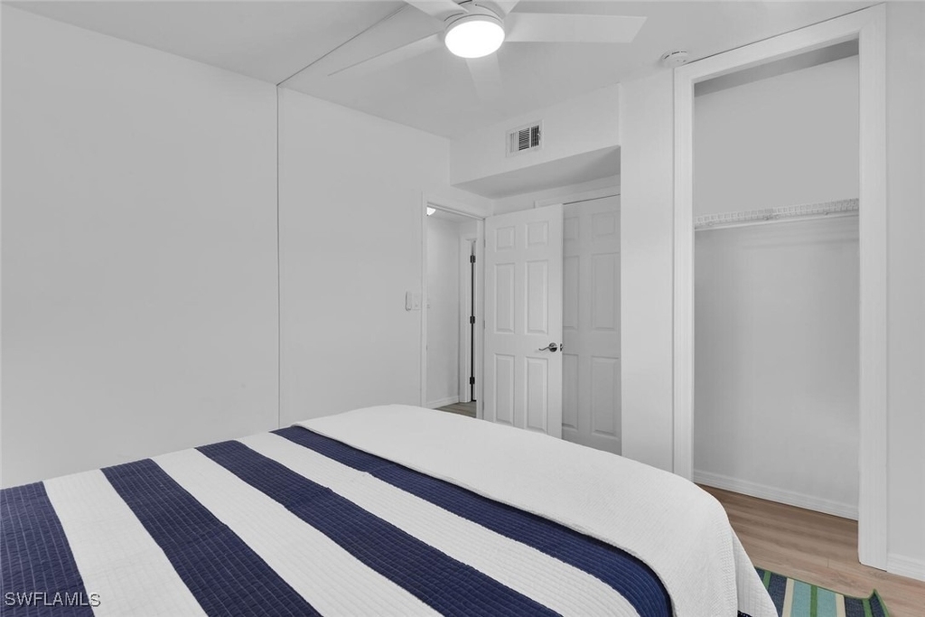 2048 Holiday Lane - Photo 18