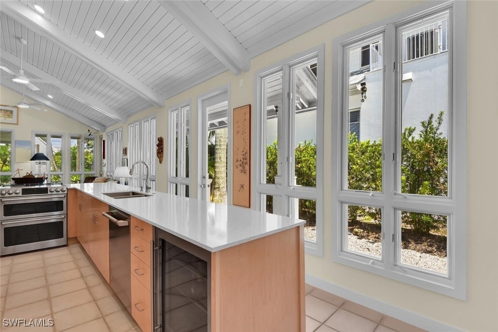 223 11th Avenue S - Photo 12