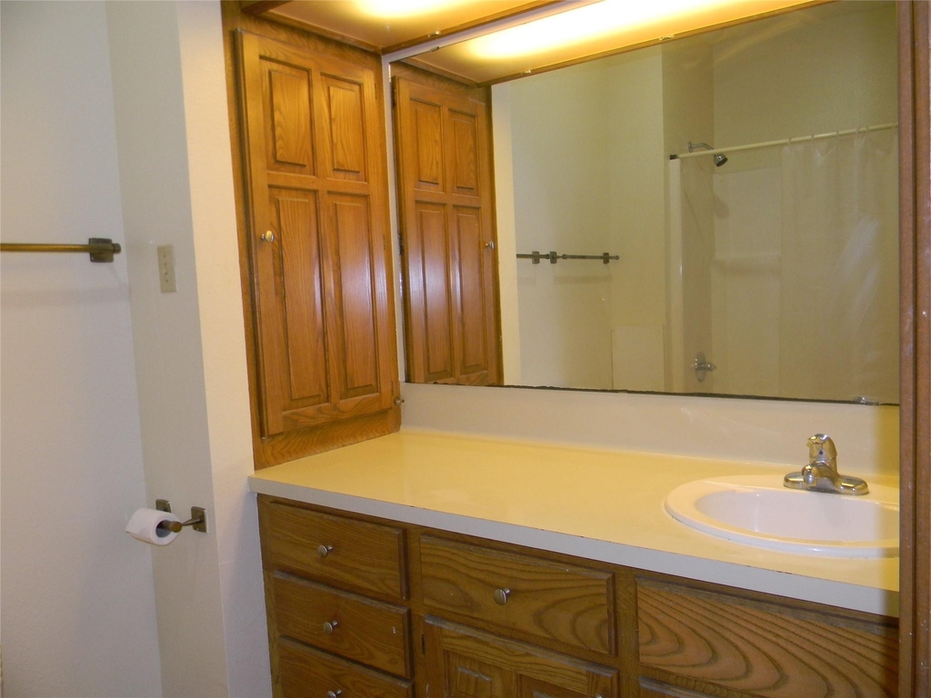 2315 Strand - Photo 9