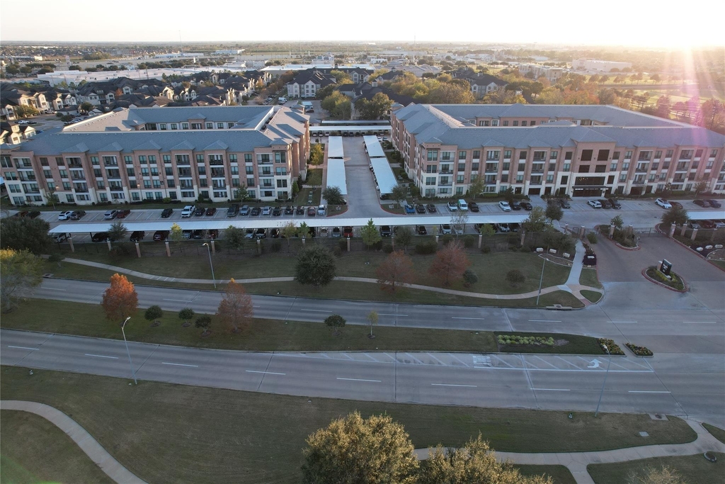 7204 Town Center Boulevard - Photo 5
