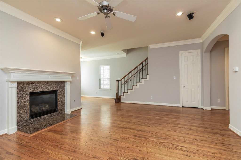 10126 Holly Chase Drive - Photo 7