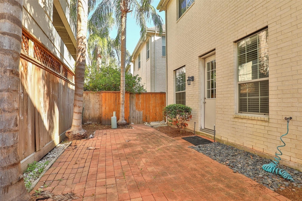 10126 Holly Chase Drive - Photo 45