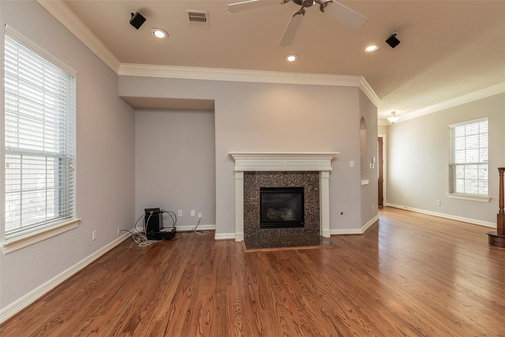 10126 Holly Chase Drive - Photo 8