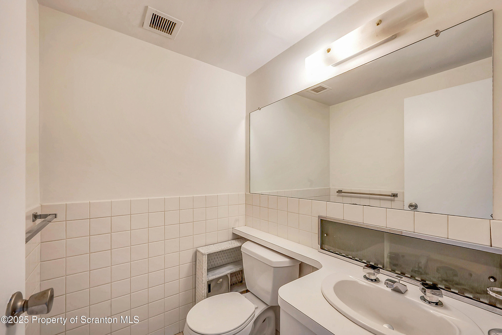 550 Clay Avenue - Photo 15