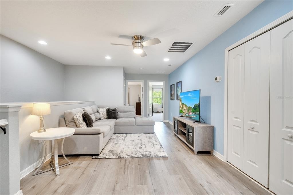 8827 Geneve Court - Photo 34