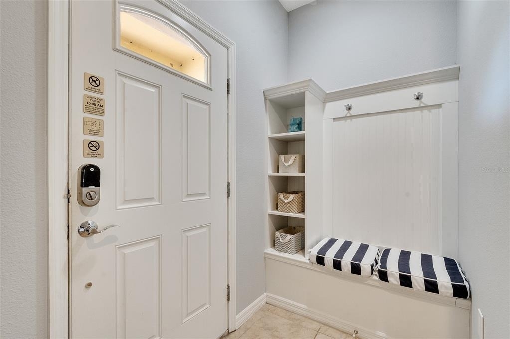 8827 Geneve Court - Photo 4