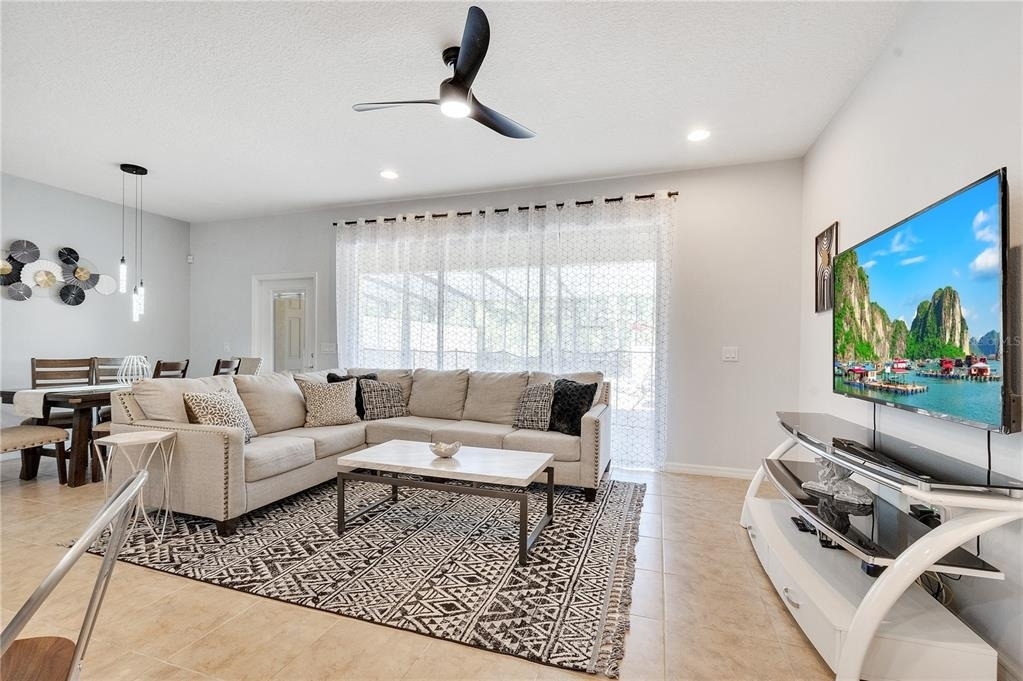 8827 Geneve Court - Photo 19