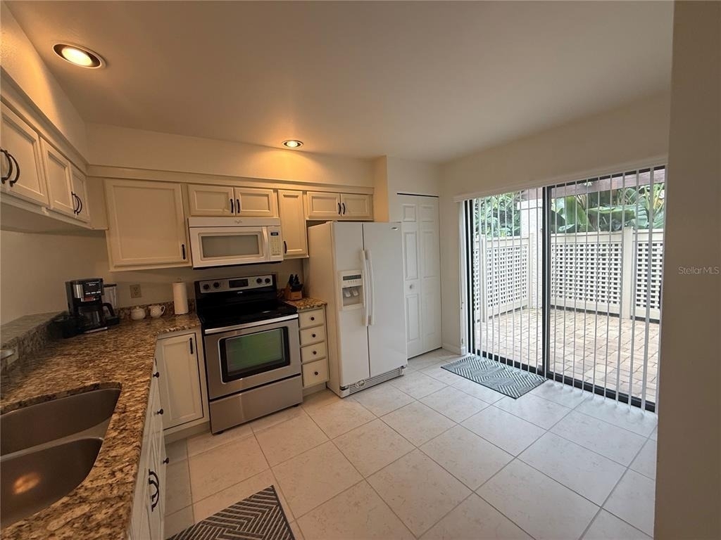 3102 Windrush Bourne - Photo 5