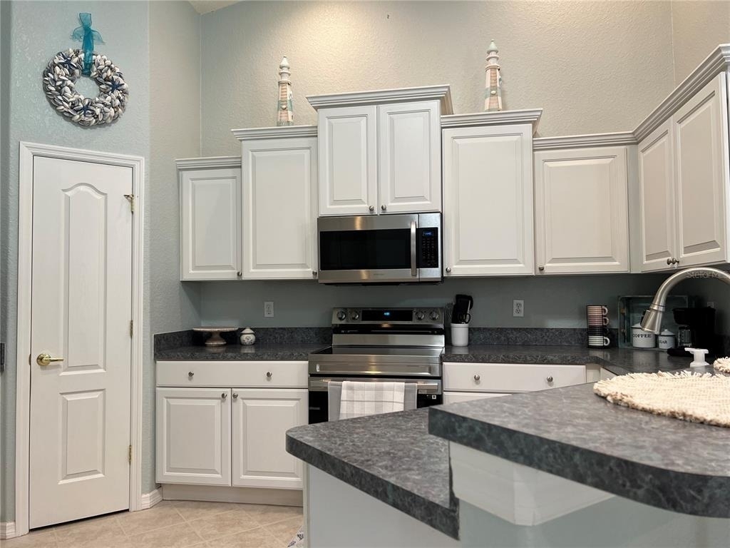 3653 Lakewood Boulevard - Photo 16