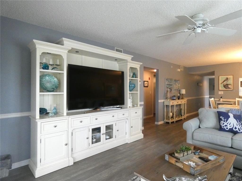 9320 Clubside Circle - Photo 14