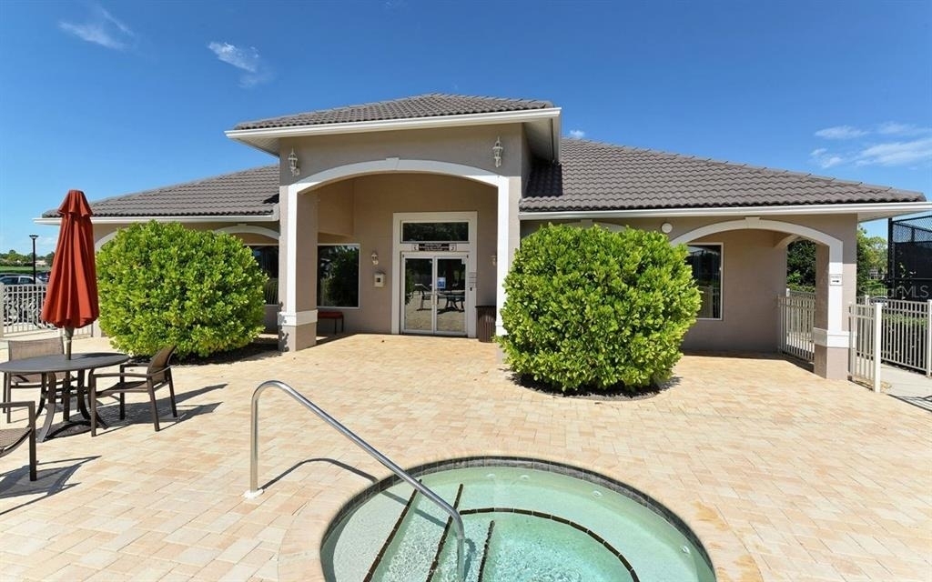 9320 Clubside Circle - Photo 36
