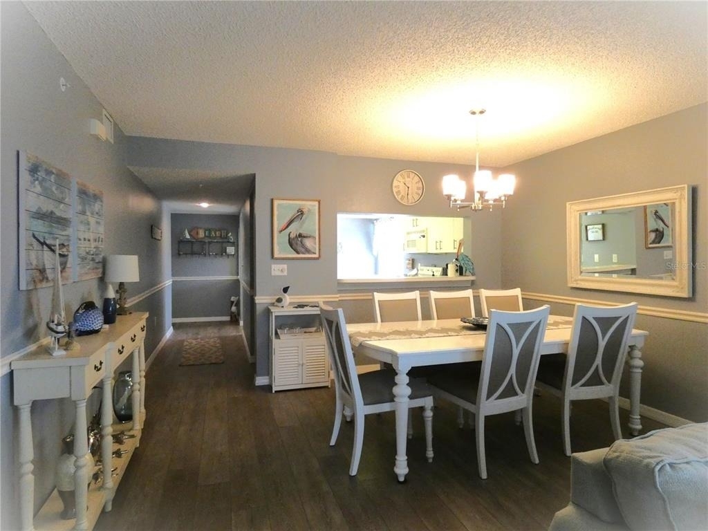 9320 Clubside Circle - Photo 10