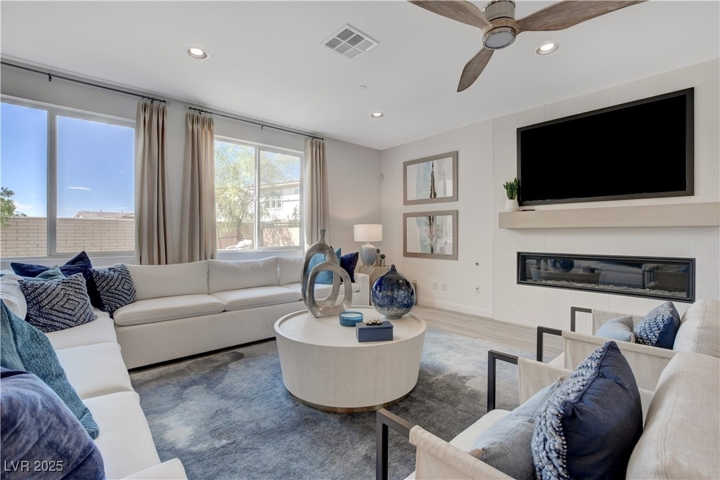 1075 N Water Street - Photo 8