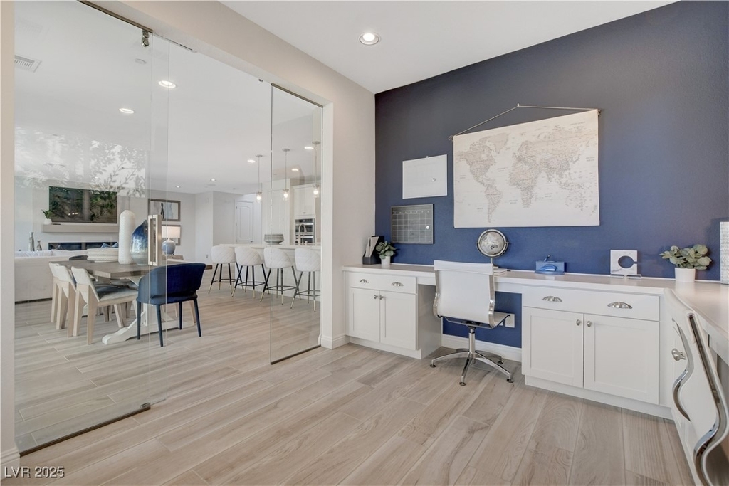 1075 N Water Street - Photo 29