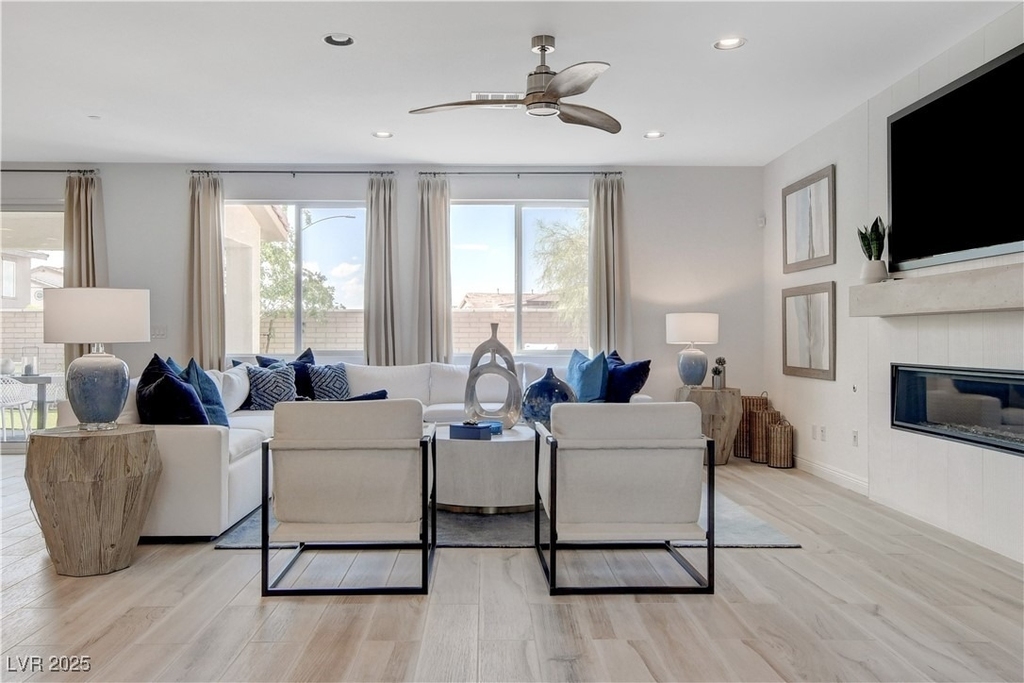 1075 N Water Street - Photo 7