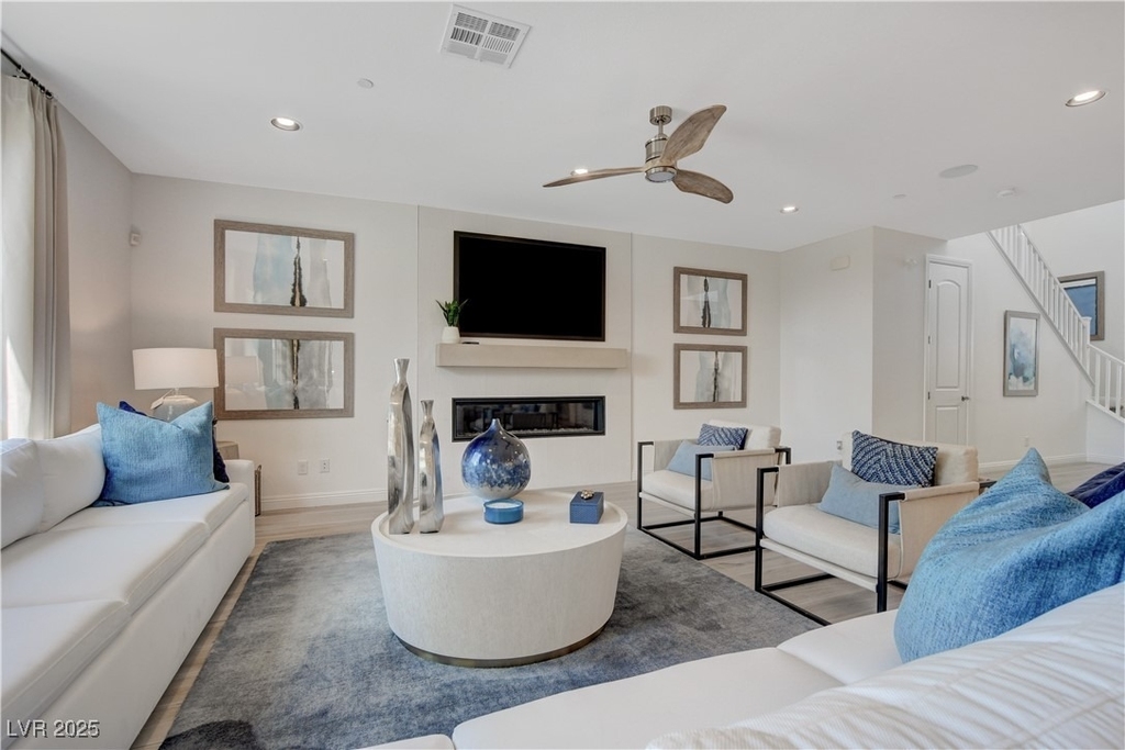 1075 N Water Street - Photo 12