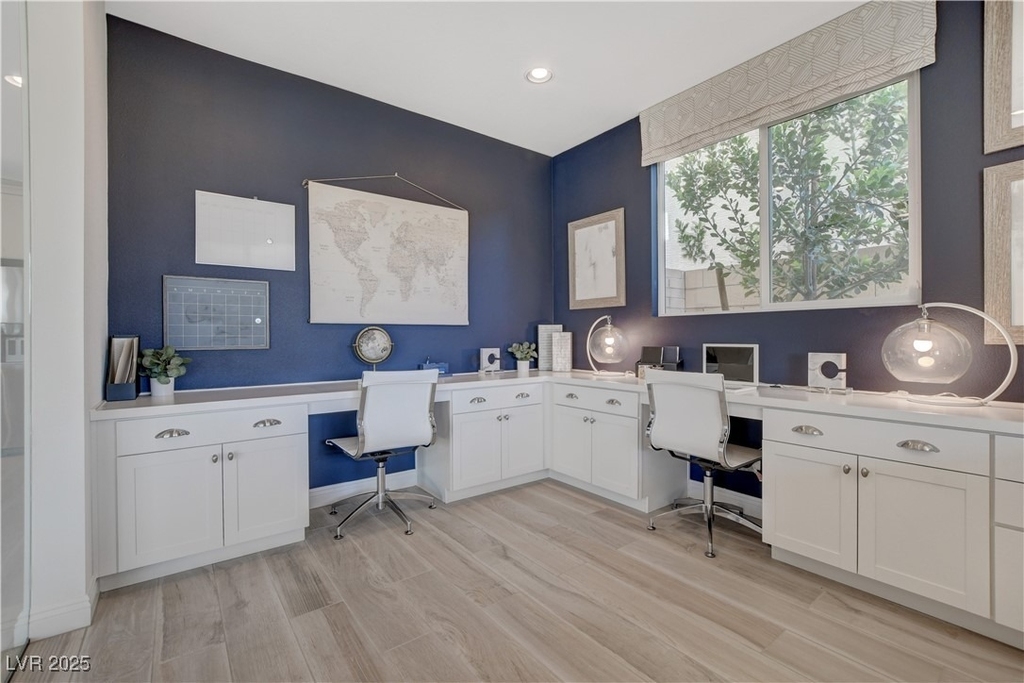 1075 N Water Street - Photo 27