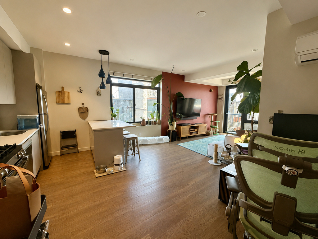 596 Bushwick Avenue - Photo 7