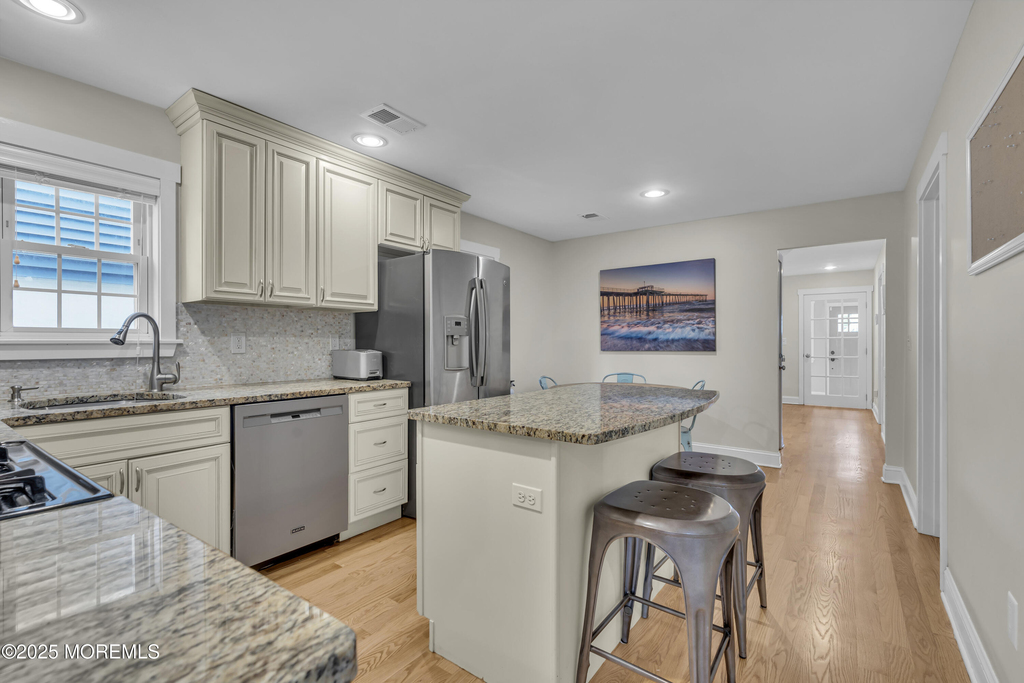 196 Third Avenue - Photo 9